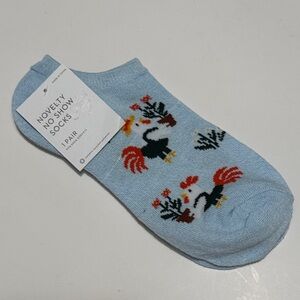 Kohl's Light Blue Rooster Casual Socks